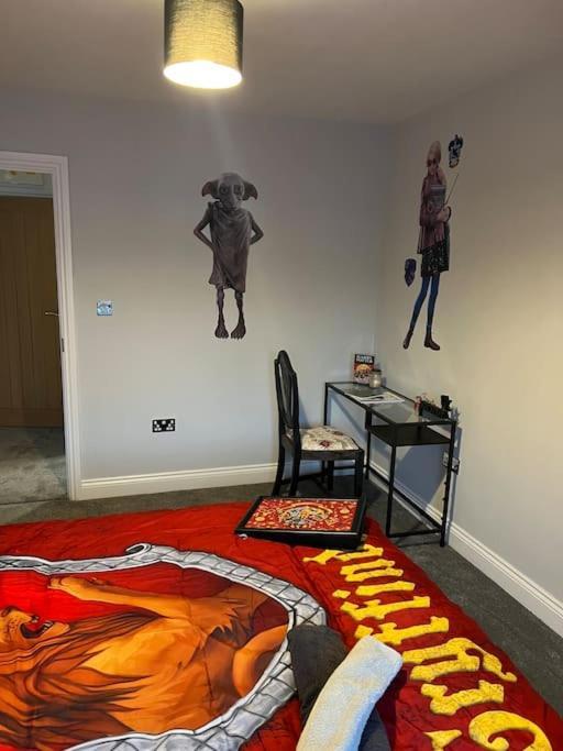 Potters Hideout- 2 Bedroom 2 Bathroom Apartment Watford  Buitenkant foto